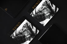 Afbeelding in Gallery-weergave laden, CROSS GIFT BOX (Zilver): Fotoboek Rhino + 1,0 kg Café Copain